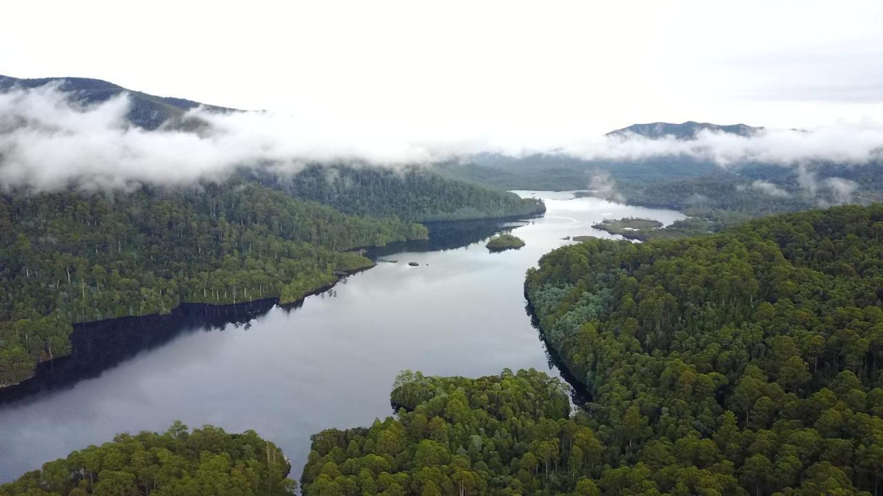 Tullah Lakeside Lodge Экстерьер фото