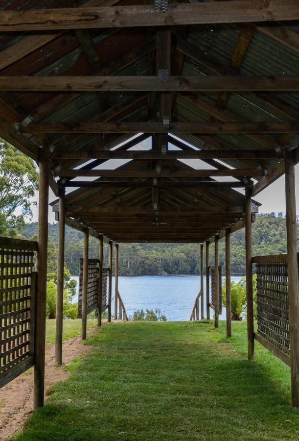 Tullah Lakeside Lodge Экстерьер фото